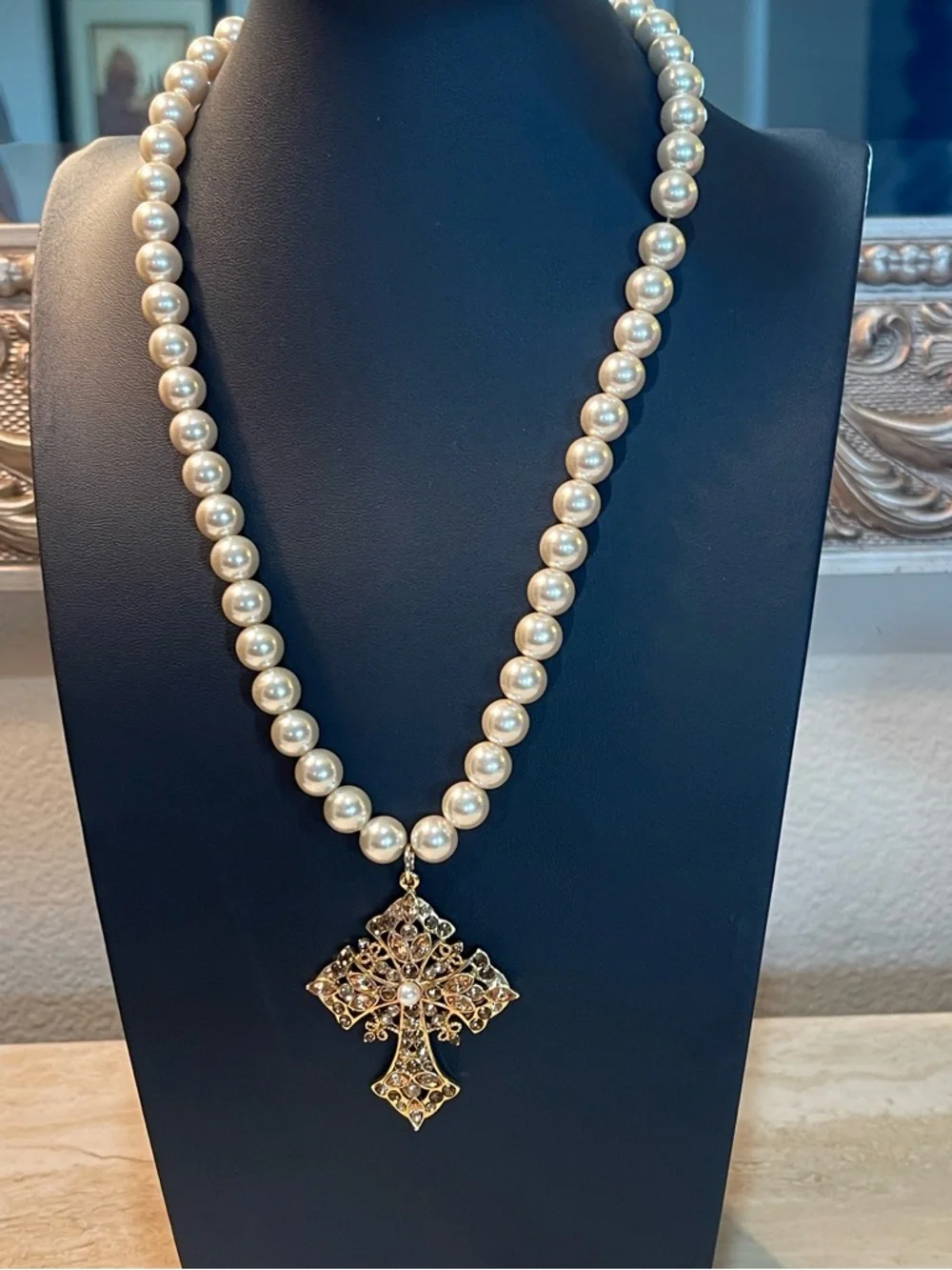Premier Designs Cream Pearl Necklace with Gold Filigree Cross Pendant